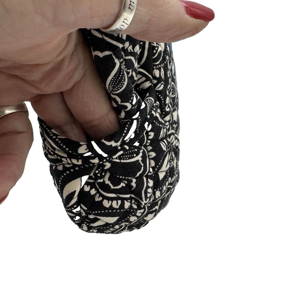 Vera Bradley Quilted Floral Shoulder Bag Black White Multicolor Boho Purse - Picture 4 of 7